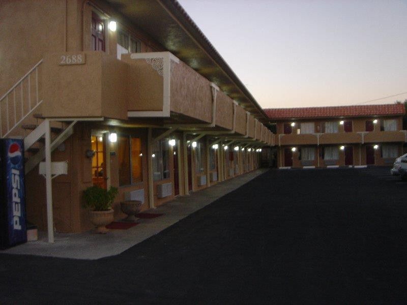 Vagabond Inn Hemet Exterior photo